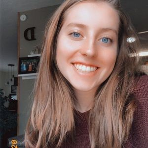 Meet your Posher, Kenzie